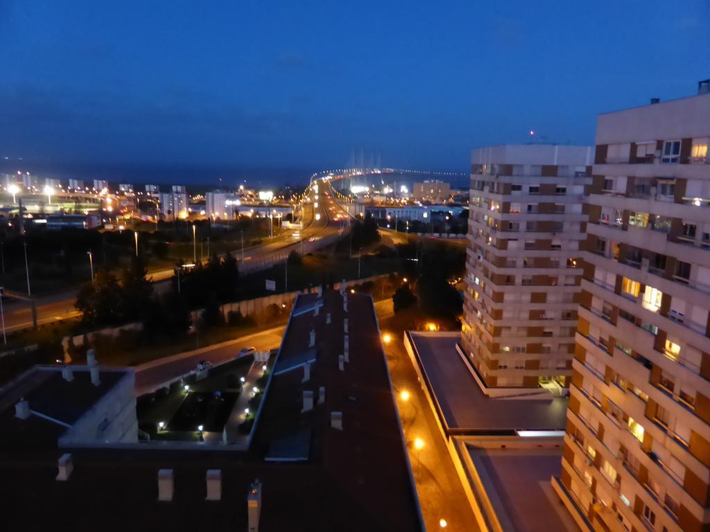A View To The River Tejo - Sixtyfive Boutique Home Lisboa Екстериор снимка