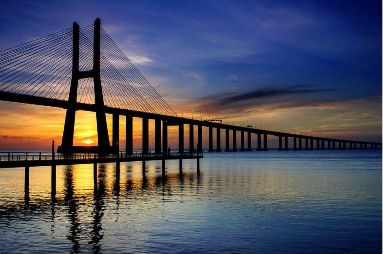 A View To The River Tejo - Sixtyfive Boutique Home Lisboa Екстериор снимка